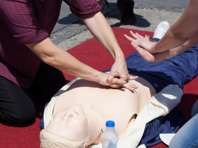 Seniors participating in hands-on ACLS training tailored to their unique needs.